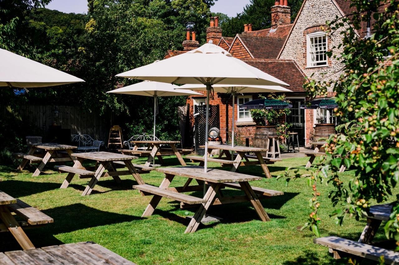 The Stag And Huntsman At Hambleden Bed and Breakfast Henley-on-Thames Buitenkant foto