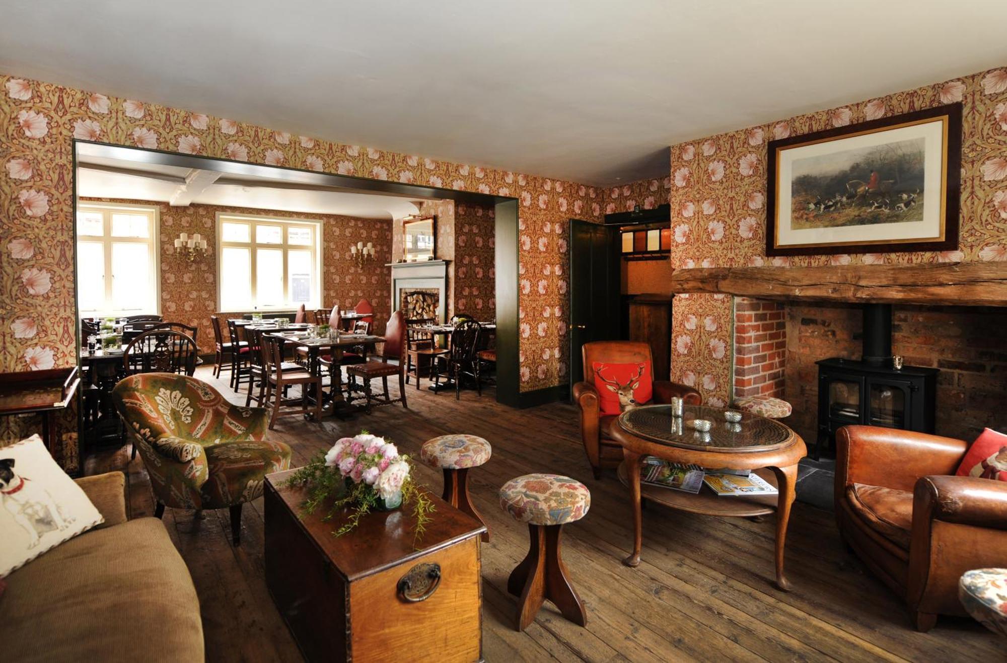 The Stag And Huntsman At Hambleden Bed and Breakfast Henley-on-Thames Buitenkant foto